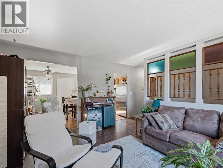 1011-1013 Lawson Avenue, Kelowna, BC, V1Y 6T3 - 30