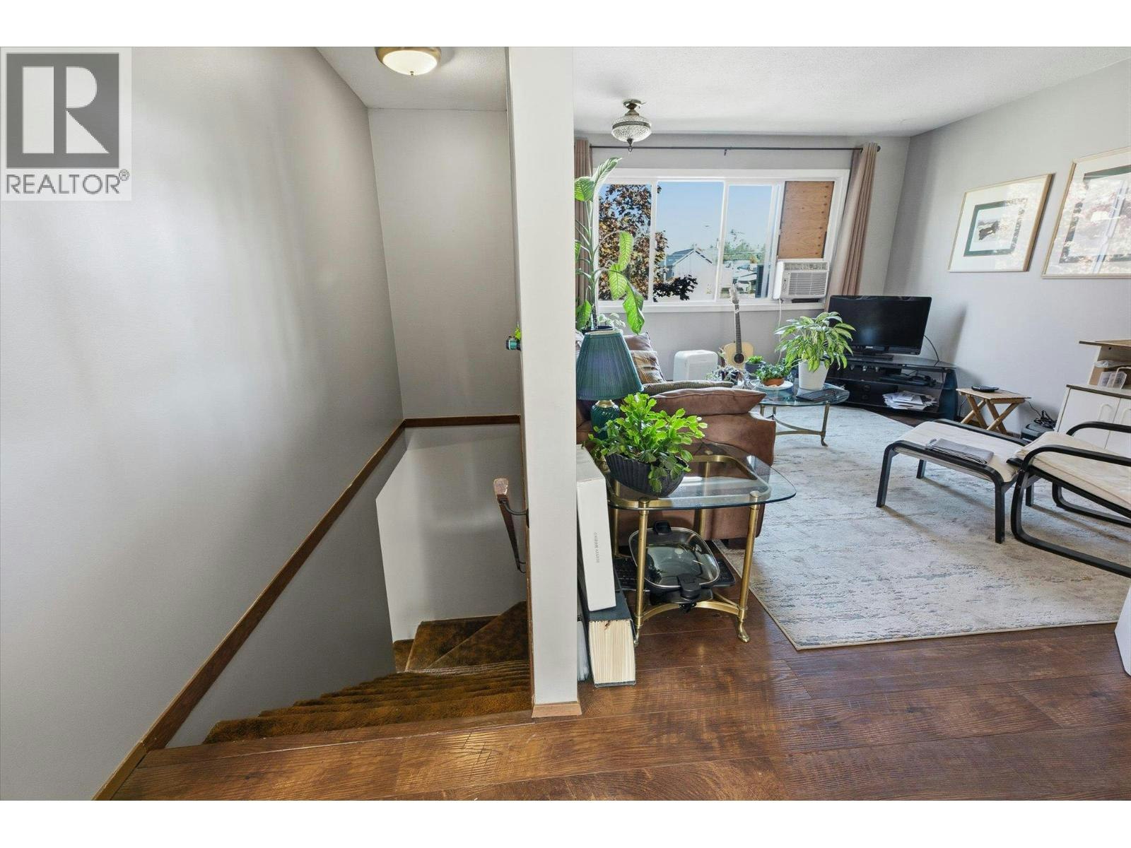 1011-1013 Lawson Avenue, Kelowna, BC, V1Y 6T3 - 28