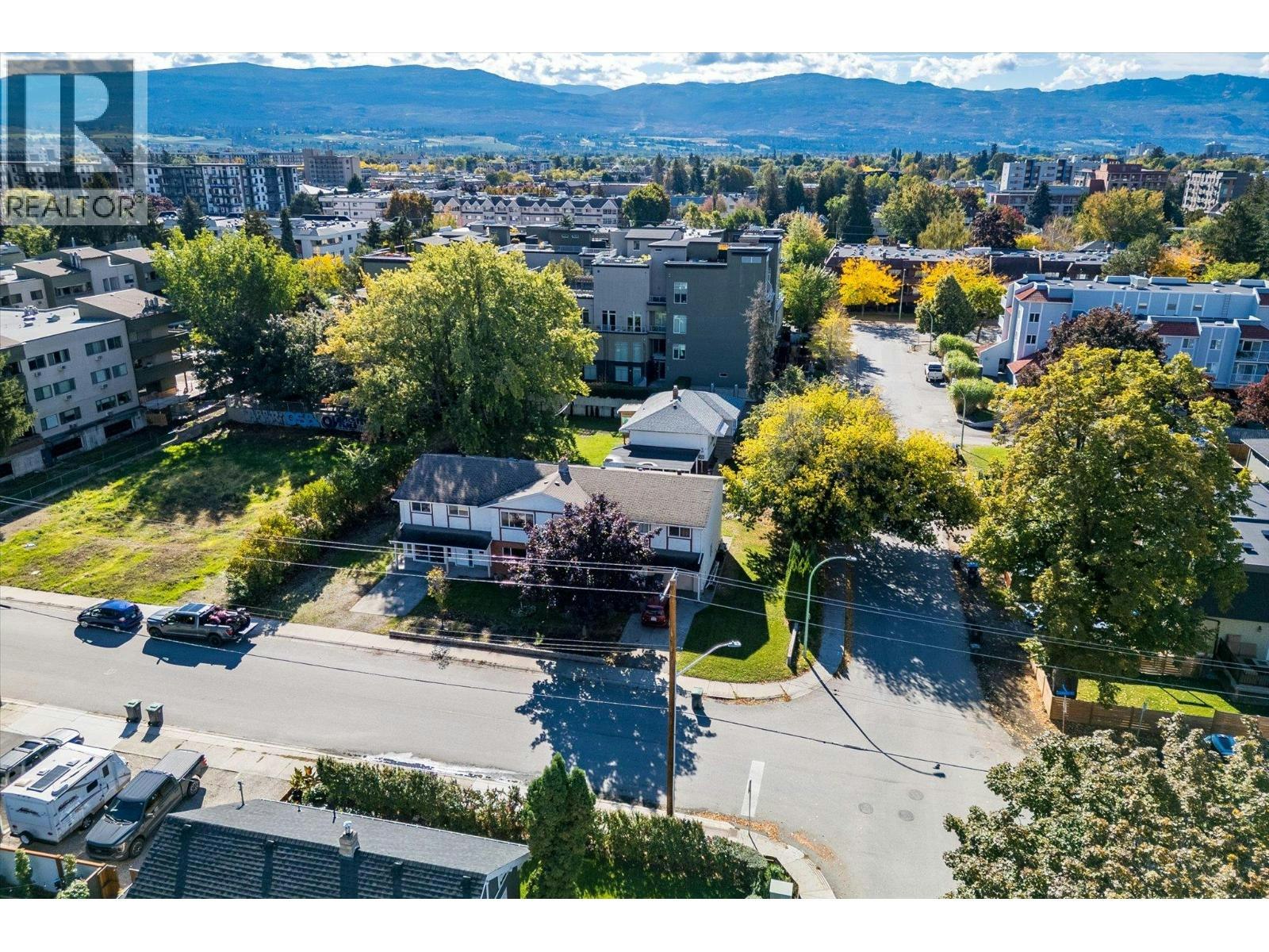 1011-1013 Lawson Avenue - 5