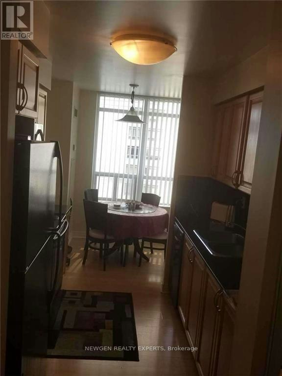 805-310 Burnhamthorpe Road W, Mississauga, ON, L5B 0E1 - 5
