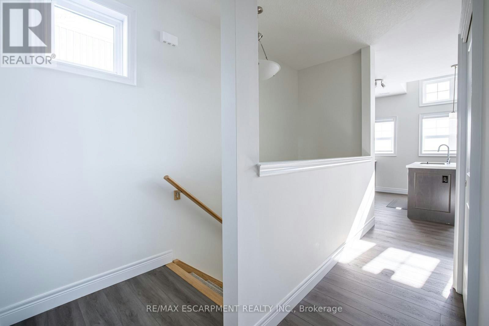 B-10 Shores Lane, Fort Erie, ON, L0S 1B0 - 4