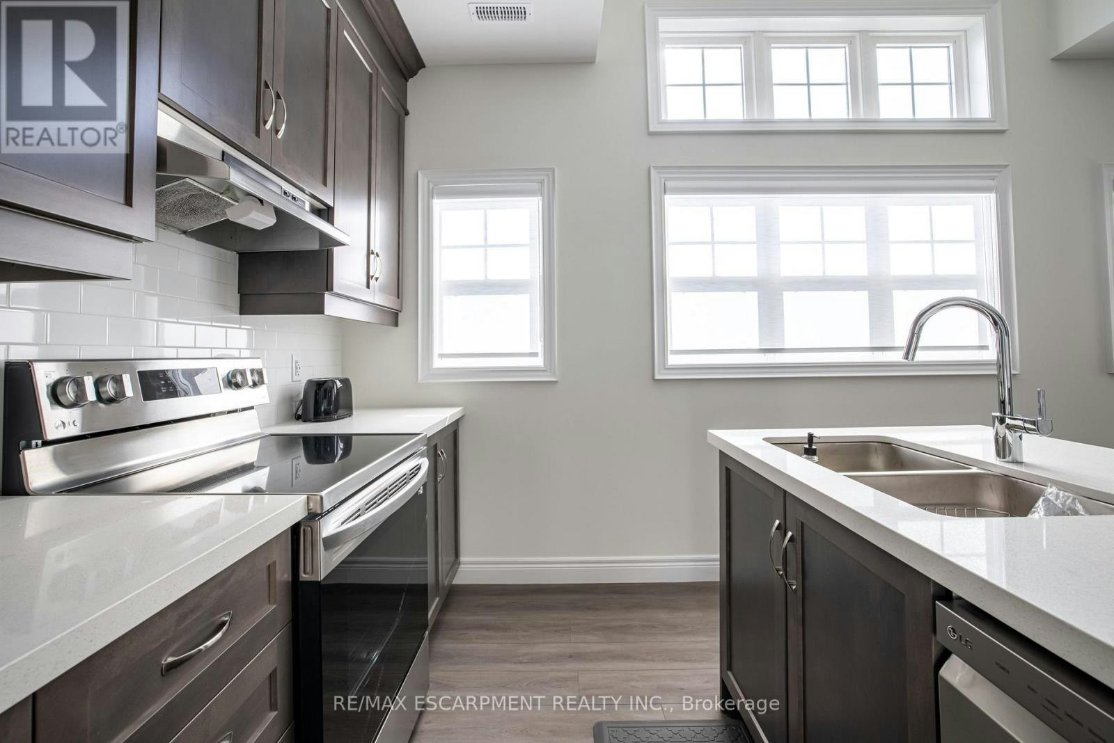 B-10 Shores Lane, Fort Erie, ON, L0S 1B0 - 6