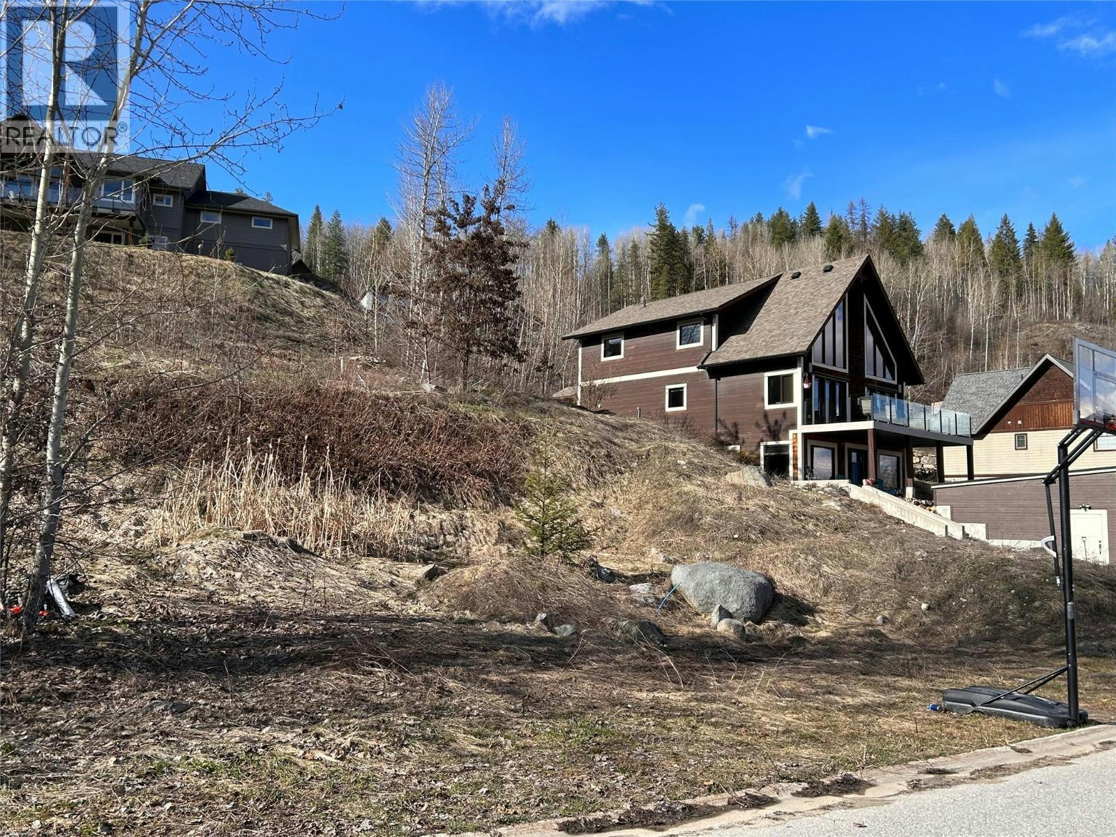 806 White Tail Drive, Rossland, BC, V0G 1Y0
