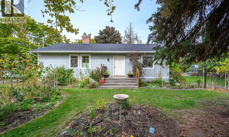 2003 30 Avenue