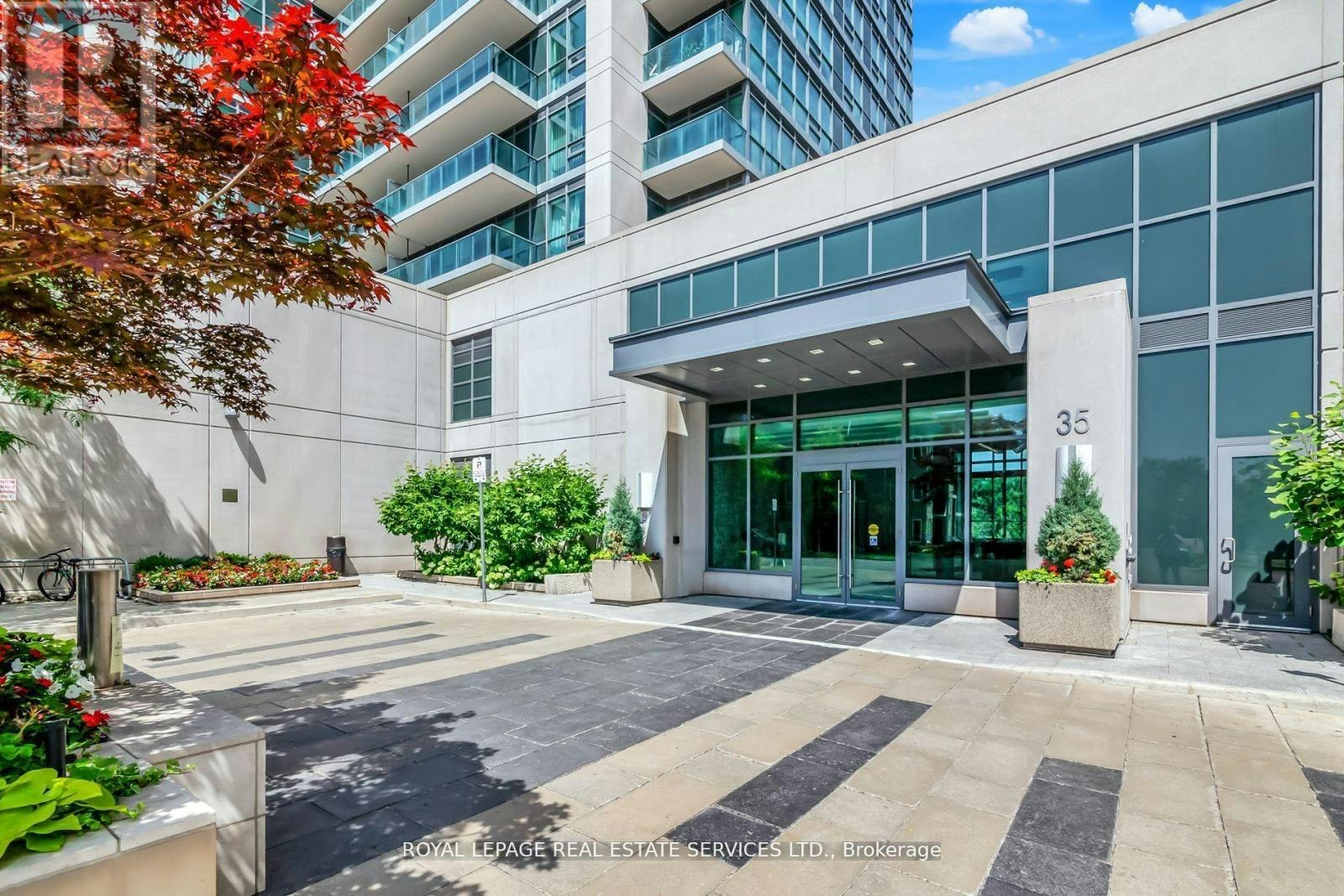 PH 14-35 Brian Peck Crescent, Toronto, ON, M4G 0A5 - 2