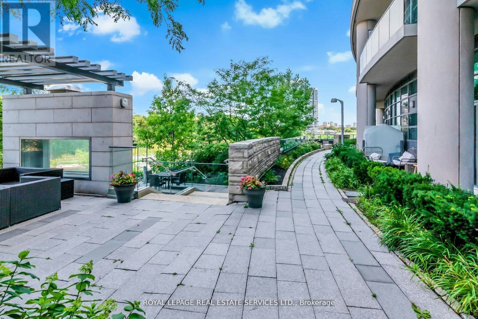 PH 14-35 Brian Peck Crescent, Toronto, ON, M4G 0A5 - 23
