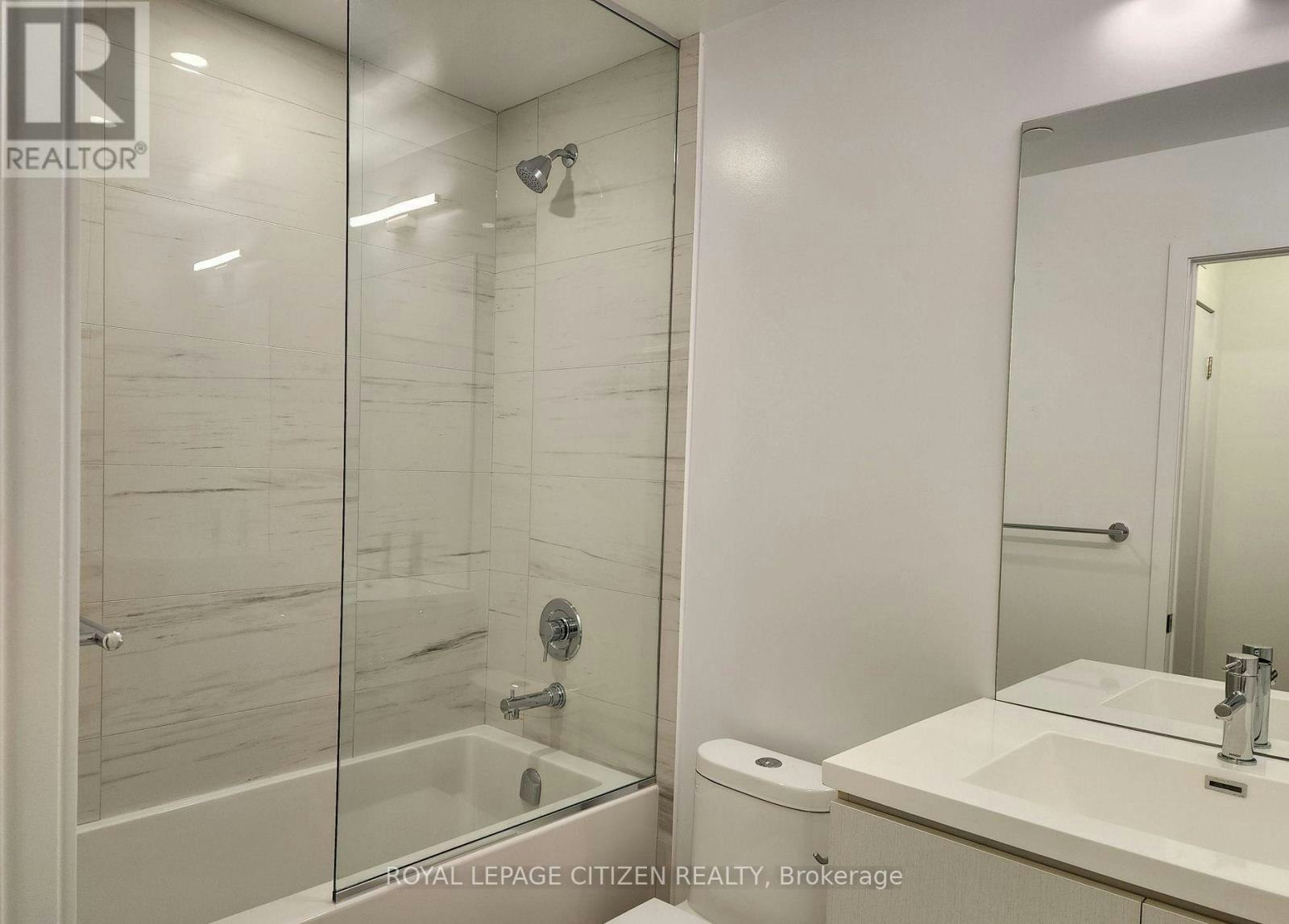 602-10 Honeycrisp Crescent, Vaughan, ON, L4K 0M7 - 8