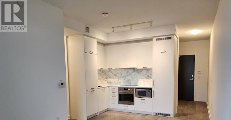 602-10 Honeycrisp Crescent, Vaughan, ON, L4K 0M7 - 3