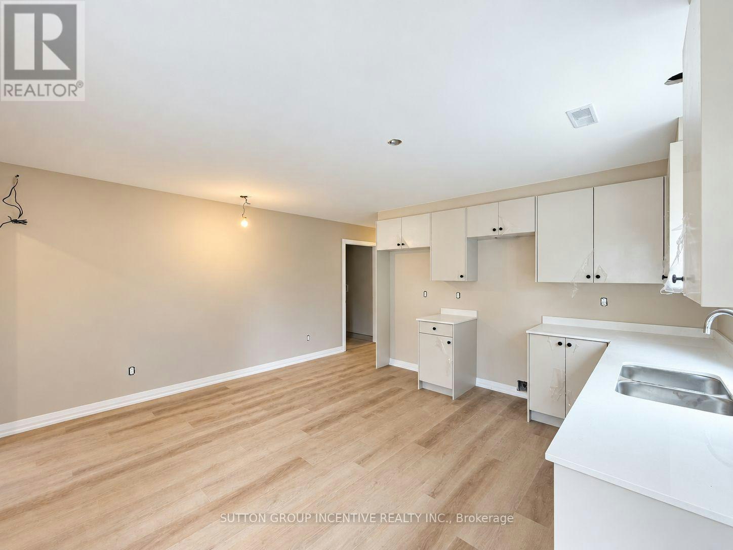 9-1 Riverdale Drive, Wasaga Beach, ON, L9Z 1E9 - 5