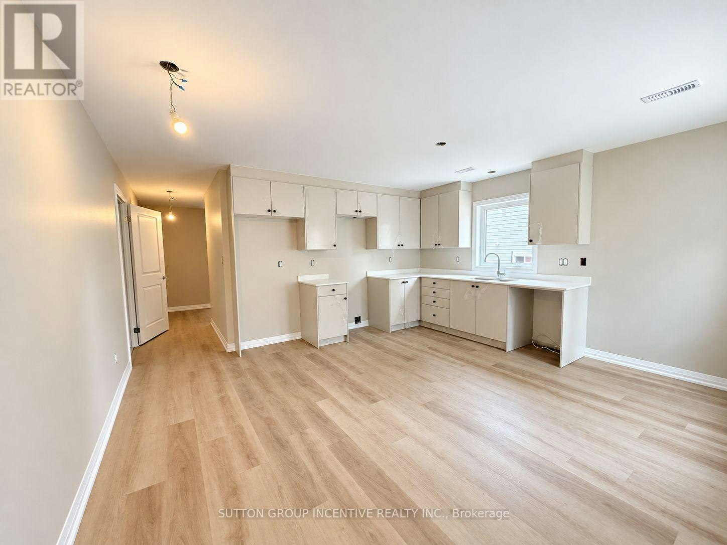 9-1 Riverdale Drive, Wasaga Beach, ON, L9Z 1E9 - 4