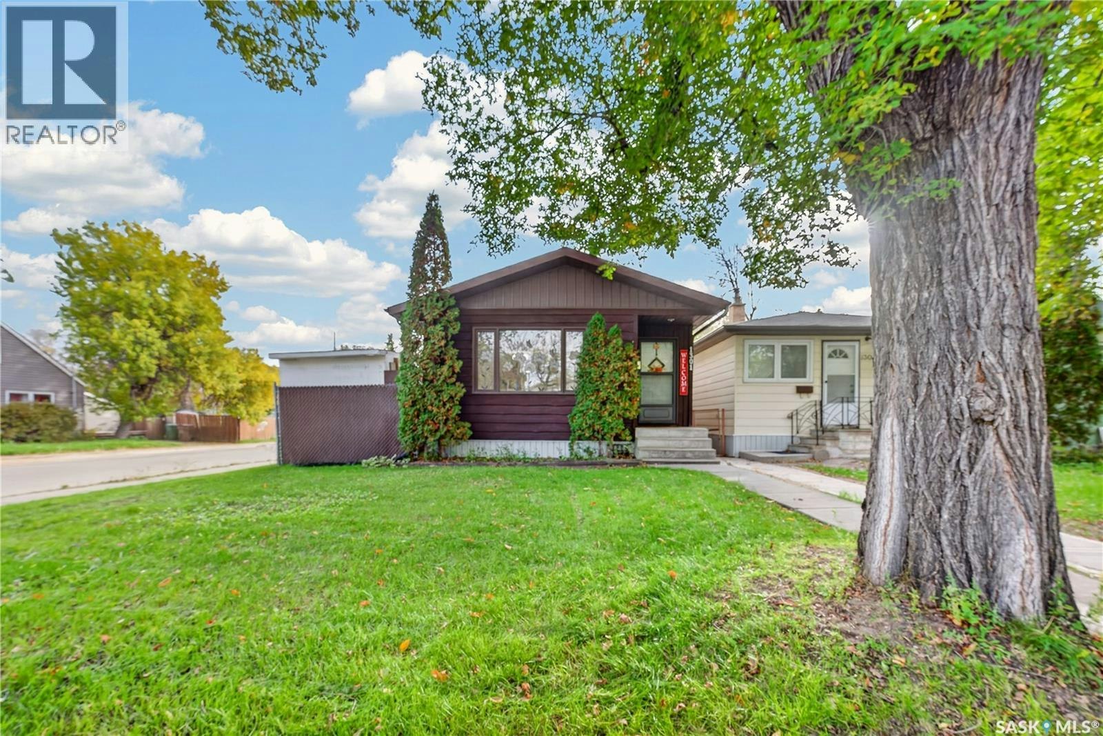 1301 King Street, Regina, SK, S4T 4G3