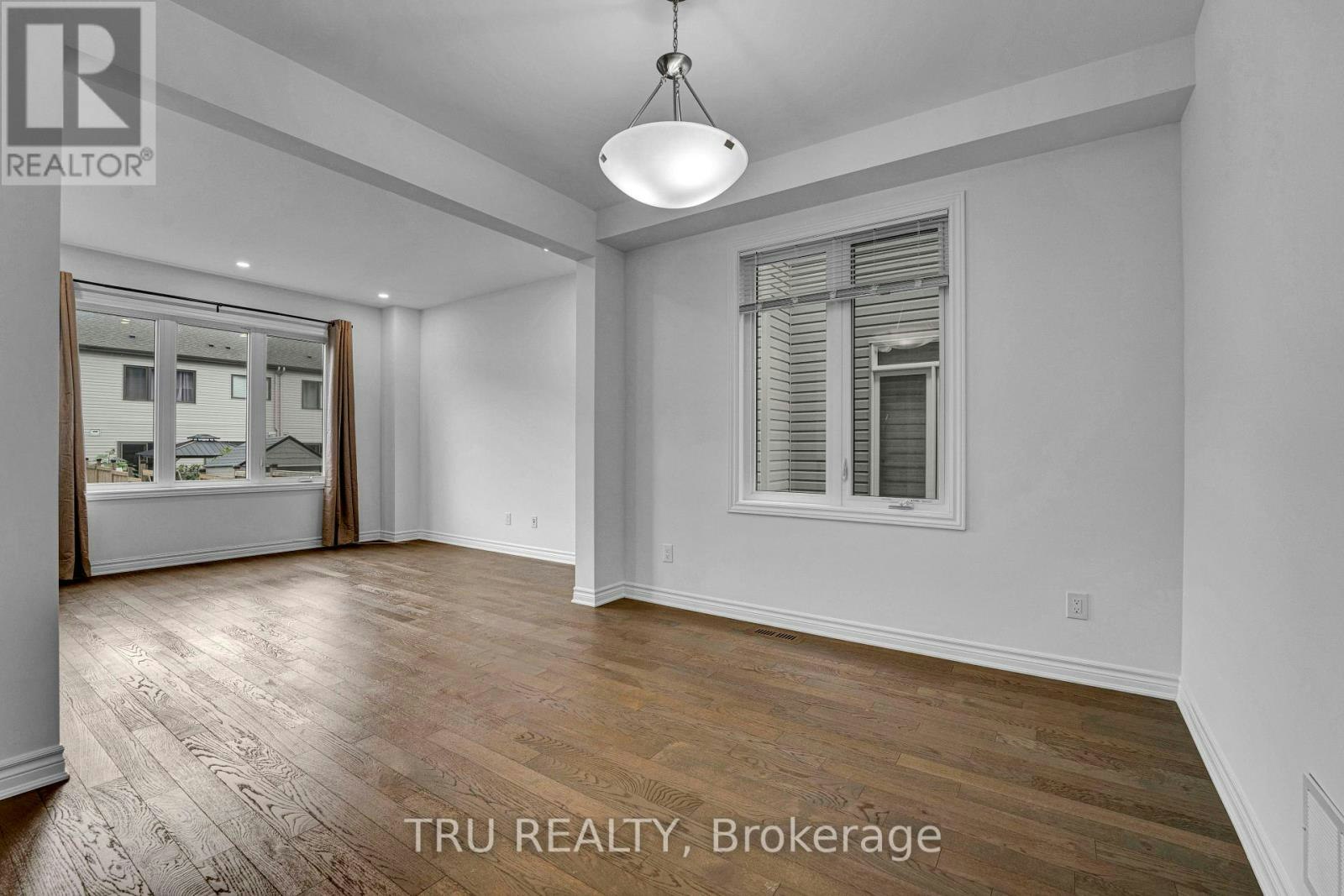 207 Quarter Horse Street, Ottawa, ON, K2S 0X8 - 7