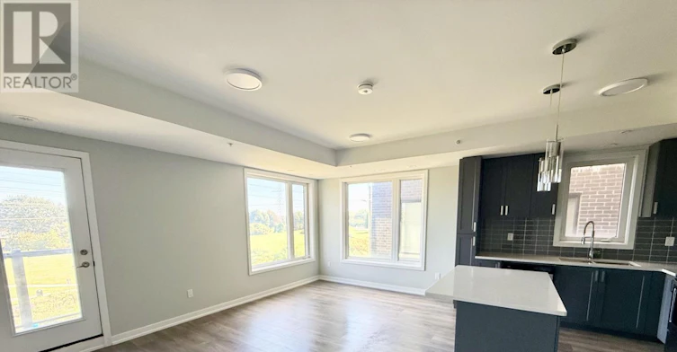 318-1555 Kingston Road, Pickering, ON, L1V 0E9 - 3
