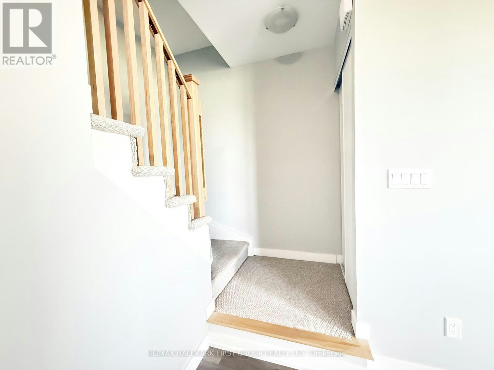 318-1555 Kingston Road, Pickering, ON, L1V 0E9 - 9
