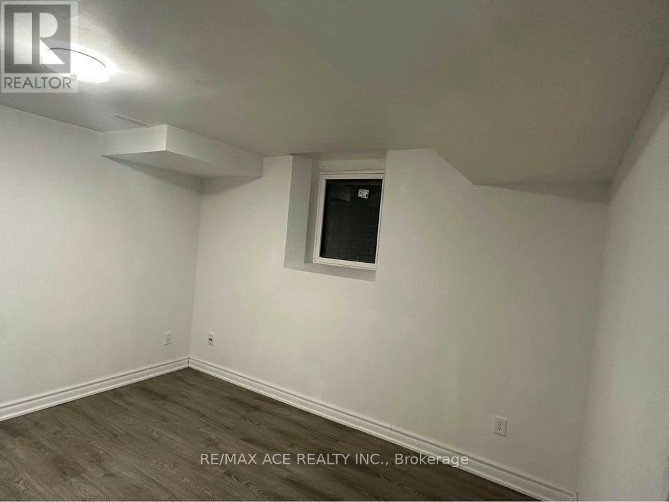 BSMT-11 Seasons Drive, Toronto, ON, M1X 1X4 - 10