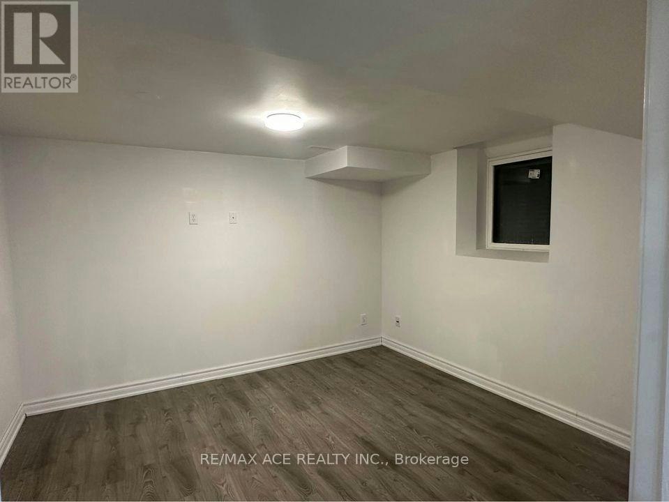 BSMT-11 Seasons Drive, Toronto, ON, M1X 1X4 - 11
