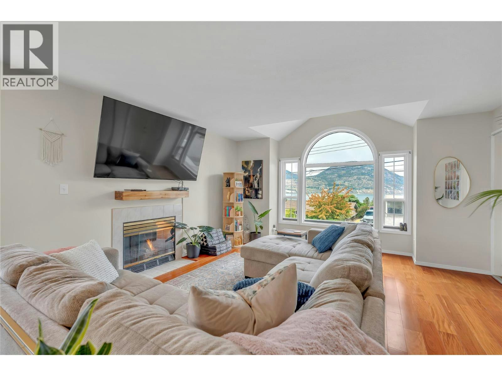 114 Vancouver Place, Penticton, BC, V2A 1A7 - 9