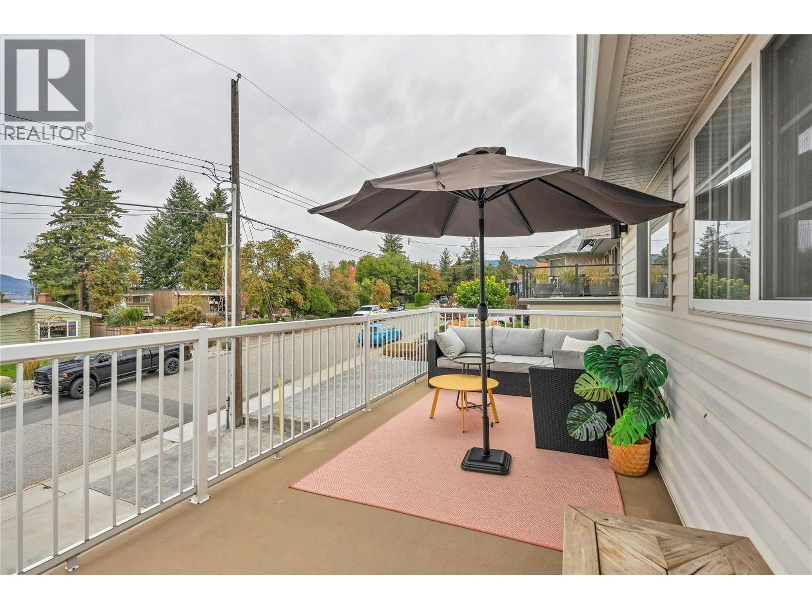 114 Vancouver Place, Penticton, BC, V2A 1A7 - 10