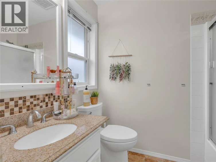 114 Vancouver Place, Penticton, BC, V2A 1A7 - 24