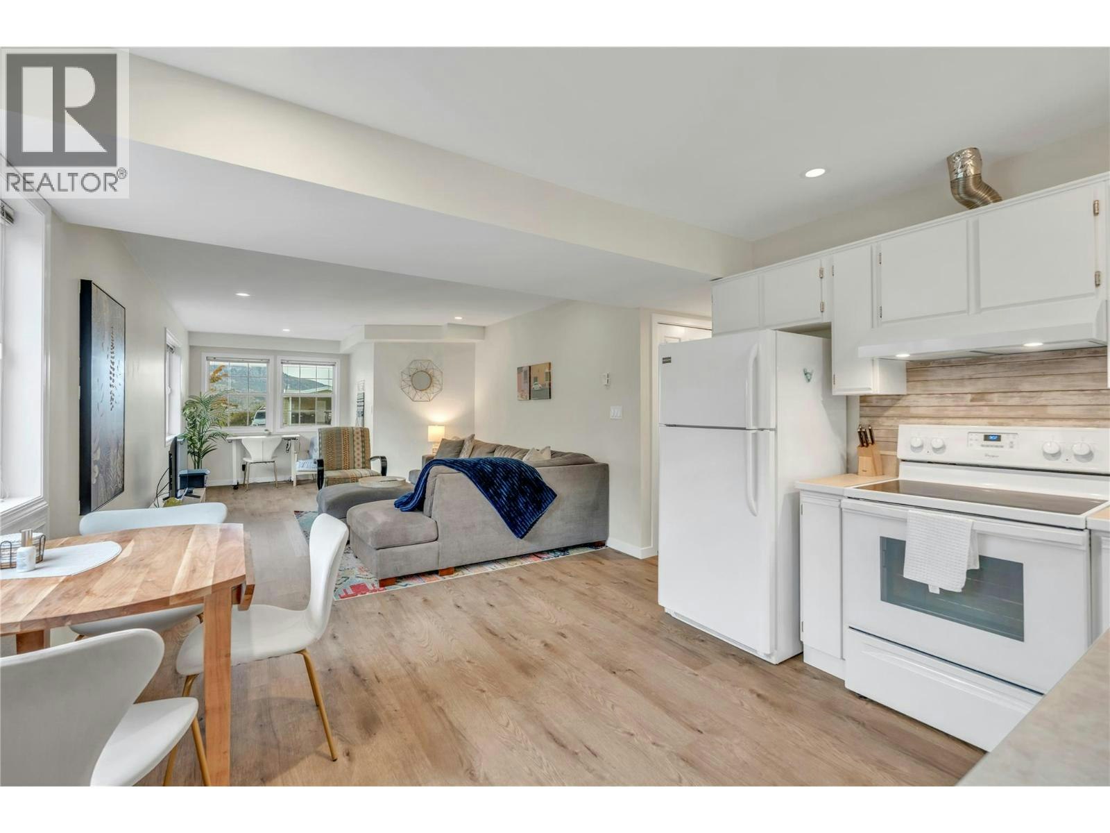 114 Vancouver Place, Penticton, BC, V2A 1A7 - 38