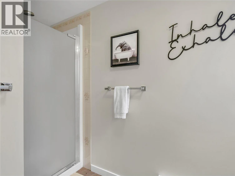 114 Vancouver Place, Penticton, BC, V2A 1A7 - 46