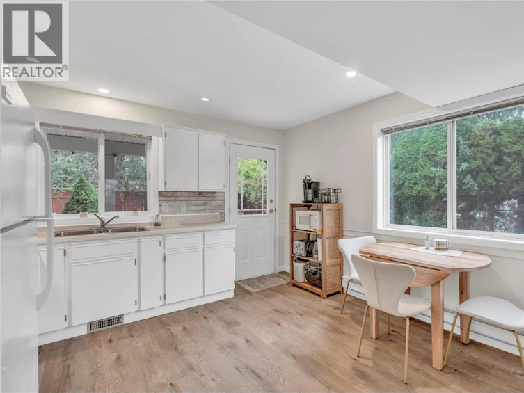 114 Vancouver Place, Penticton, BC, V2A 1A7 - 36