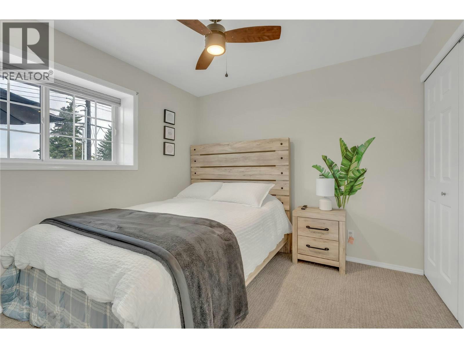 114 Vancouver Place - 3