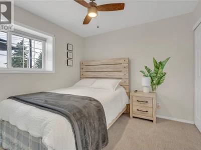 114 Vancouver Place - 3