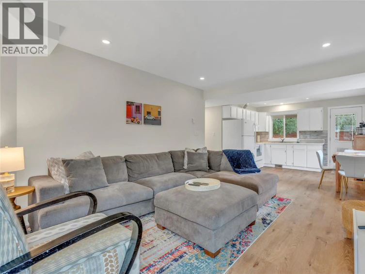 114 Vancouver Place, Penticton, BC, V2A 1A7 - 33