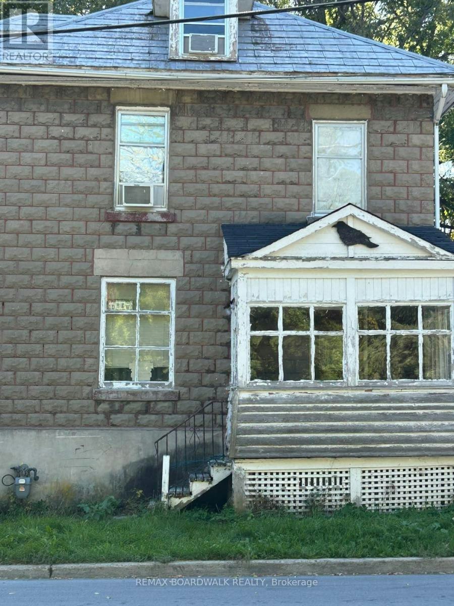 51 Albert Street, Carleton Place, ON, K7C 1N9