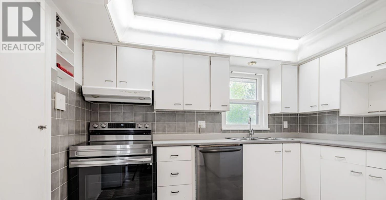 MAIN-11 Greenbriar Road, Toronto, ON, M2K 1H4 - 5