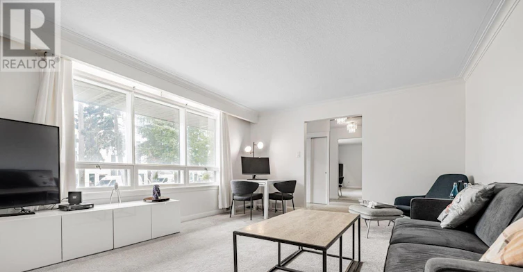 MAIN-11 Greenbriar Road, Toronto, ON, M2K 1H4