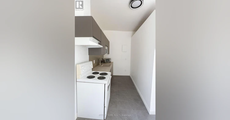 207 - 198-200 Queen Street W, Toronto, ON, M5V 1Z2 - 4