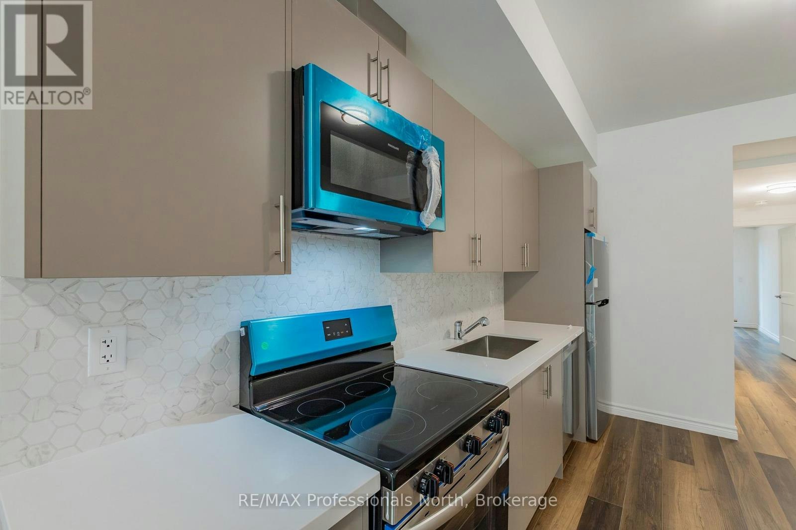 103-6 Suncrest Lane, Huntsville, ON, P1H 0K3 - 8