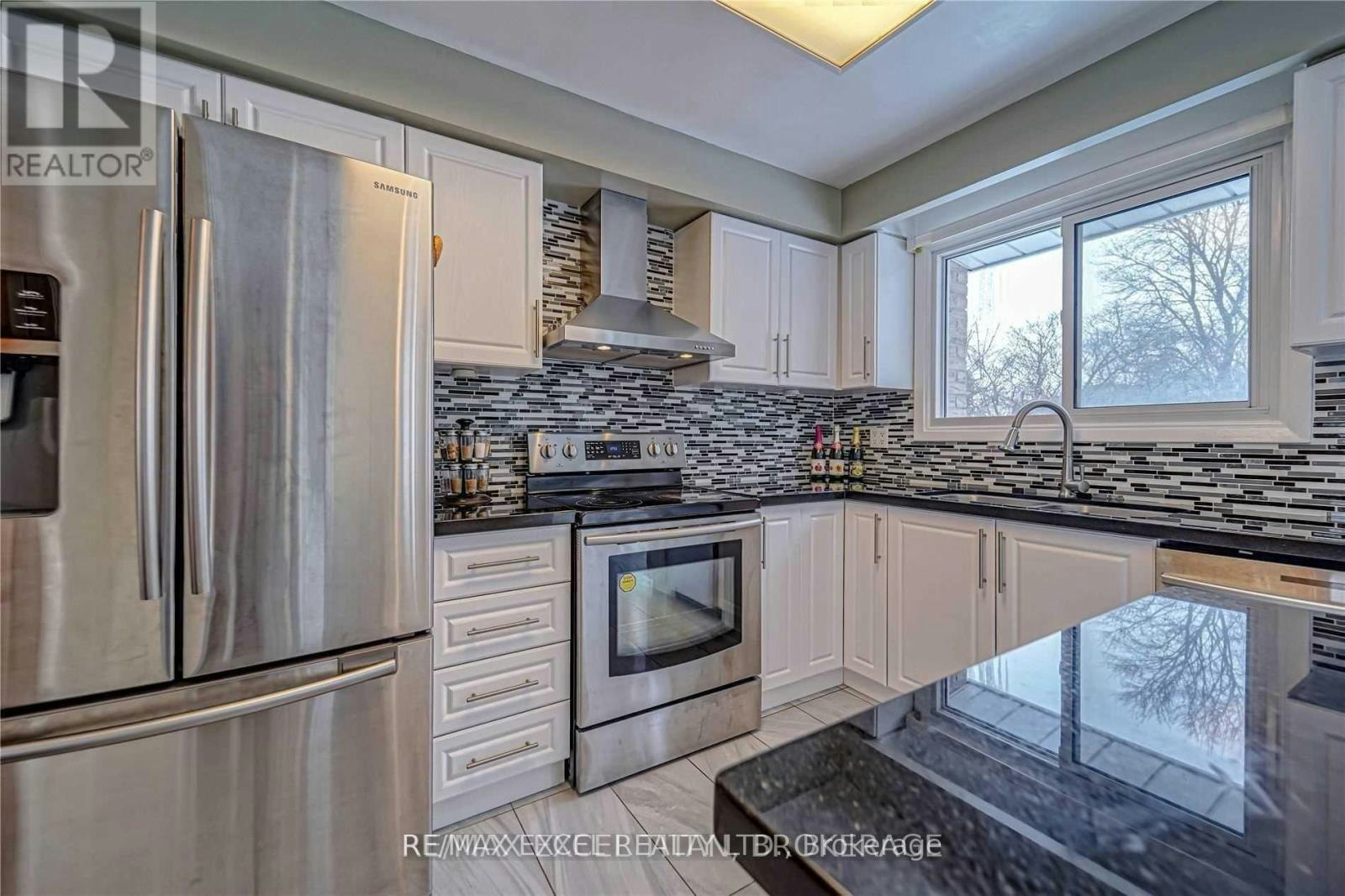 UPPER-83 Squire Bakers Lane, Markham, ON, L3P 3H1 - 4