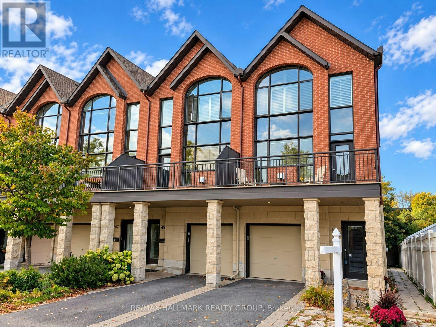 51 Drouin Avenue, Ottawa, ON, K1K 2A6