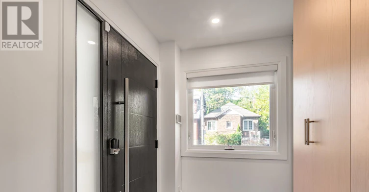 629 Duplex Avenue, Toronto, ON, M4R 1W1 - 2