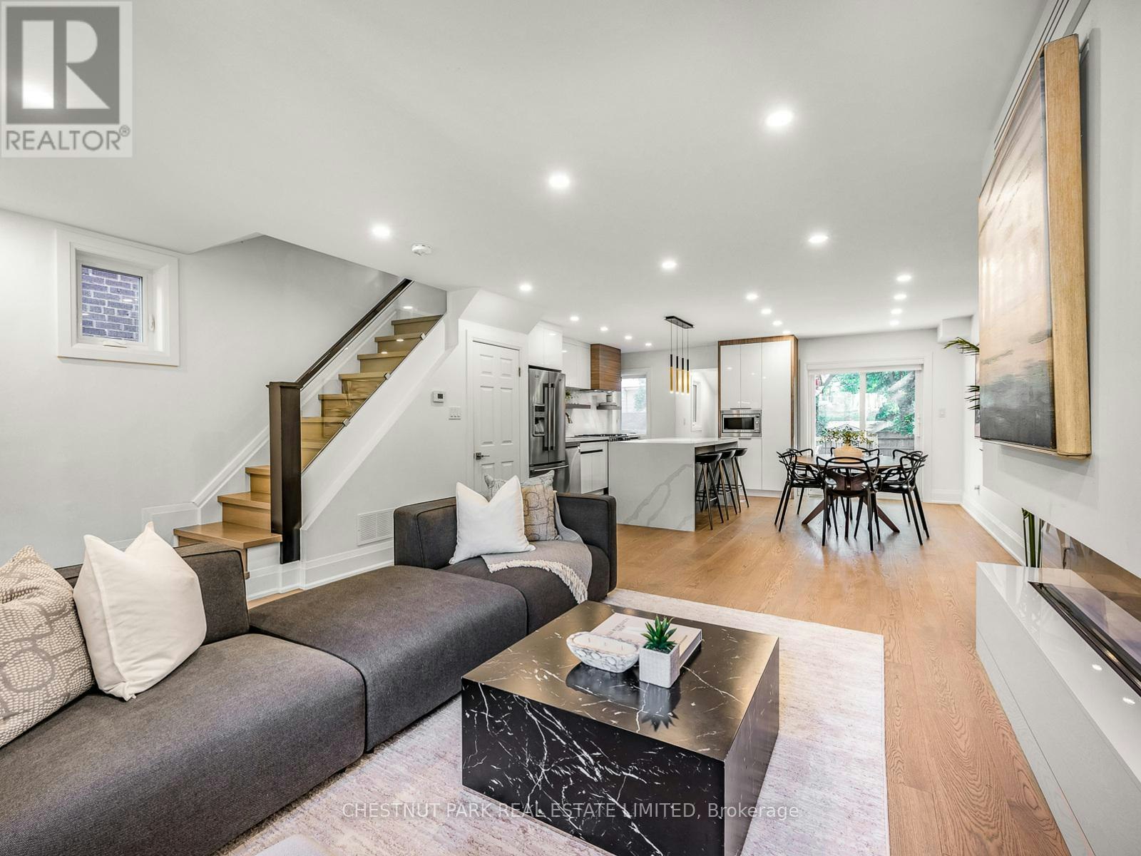 629 Duplex Avenue, Toronto, ON, M4R 1W1 - 8
