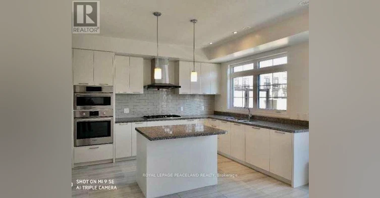 19 Frank Charlton Avenue, Markham, ON, L3R 2E1