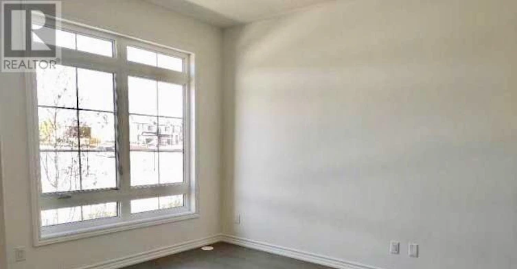 19 Frank Charlton Avenue, Markham, ON, L3R 2E1 - 3