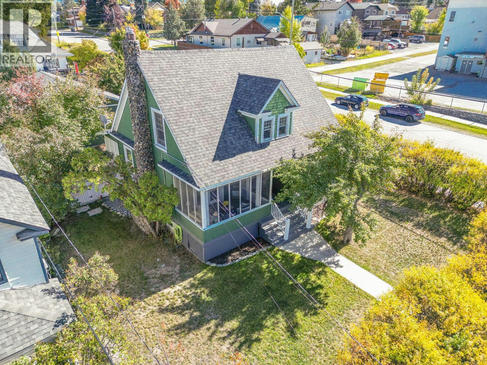 232 S 10th Avenue, Cranbrook, BC, V1C 2N4