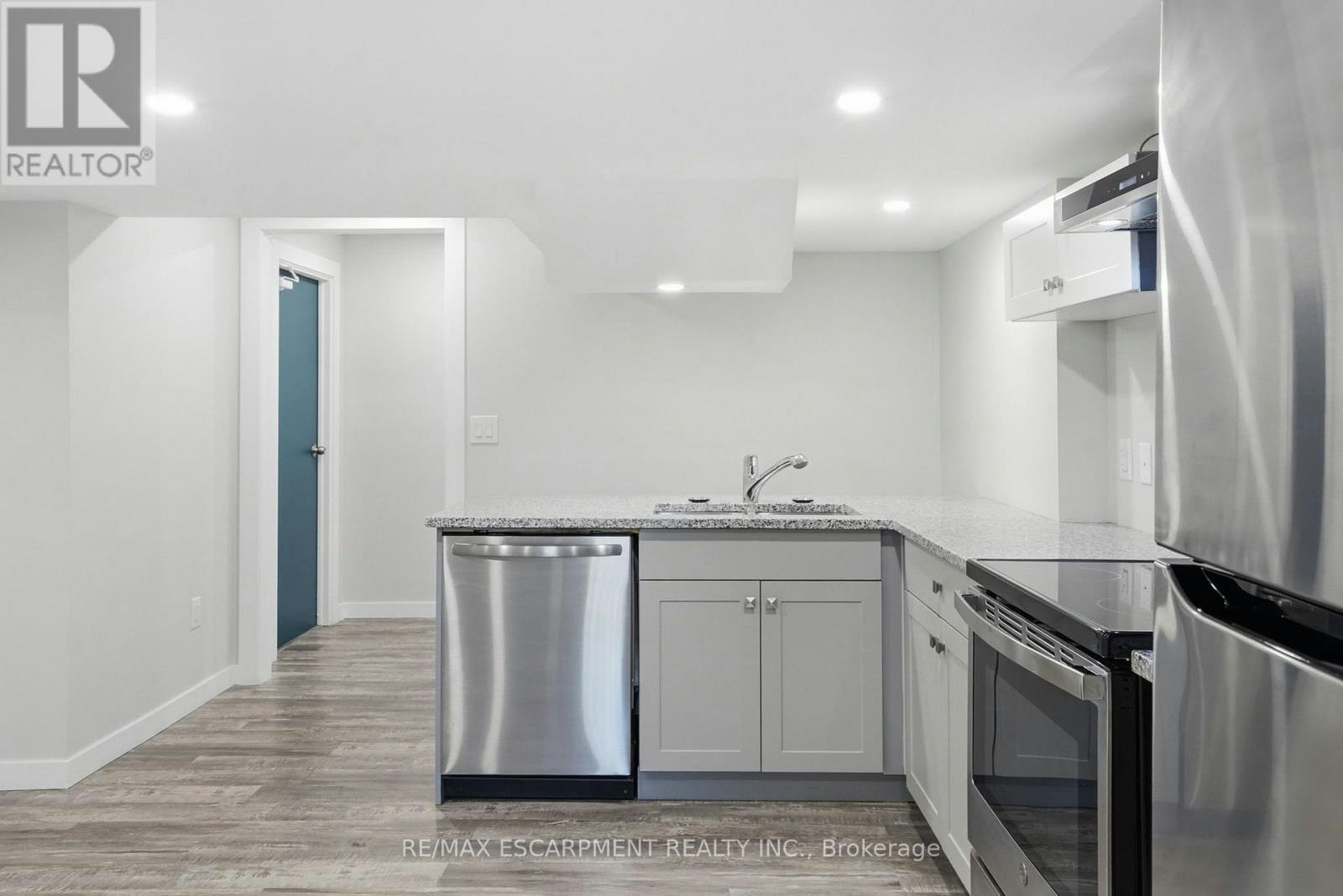 LOWER-43 Fleming Crescent, Cayuga, ON, N3W 0C3 4