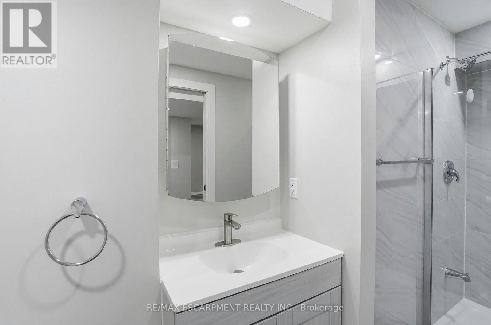 LOWER-43 Fleming Crescent, Cayuga, ON, N3W 0C3 - 8
