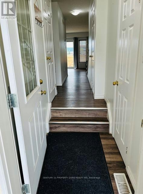 1369 Countrystone Drive, Kitchener, ON, N2N 3R8 - 6