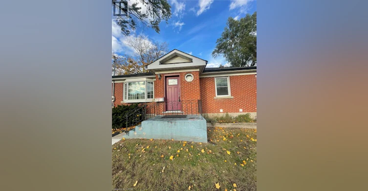 Upper-2 Menzie Avenue, Guelph, ON, N1E 5X9