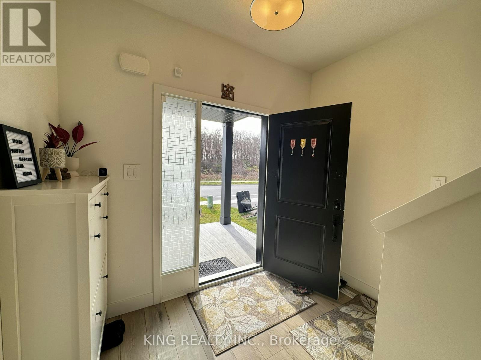 UPPER-1462 Twilite Boulevard, London, ON, N6G 3R5 - 7