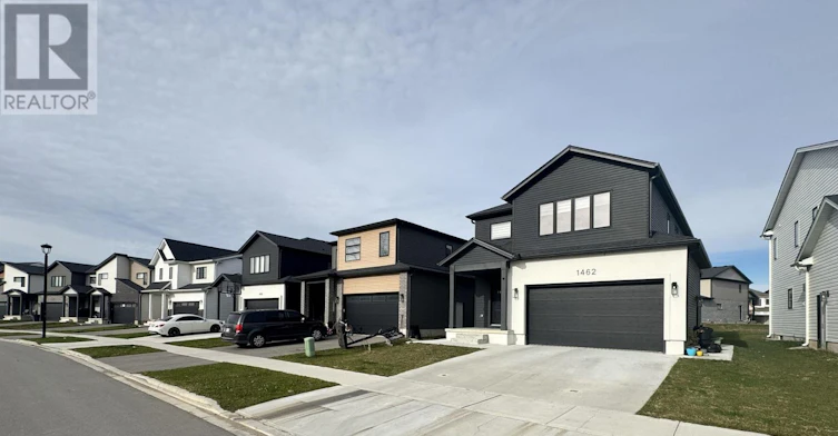 UPPER-1462 Twilite Boulevard, London, ON, N6G 3R5 - 3