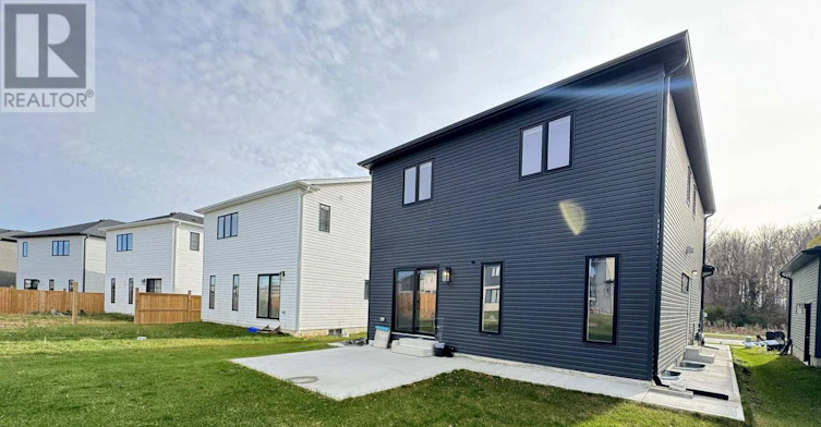 UPPER-1462 Twilite Boulevard, London, ON, N6G 3R5 - 34