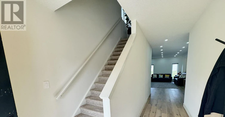 UPPER-1462 Twilite Boulevard, London, ON, N6G 3R5 - 6