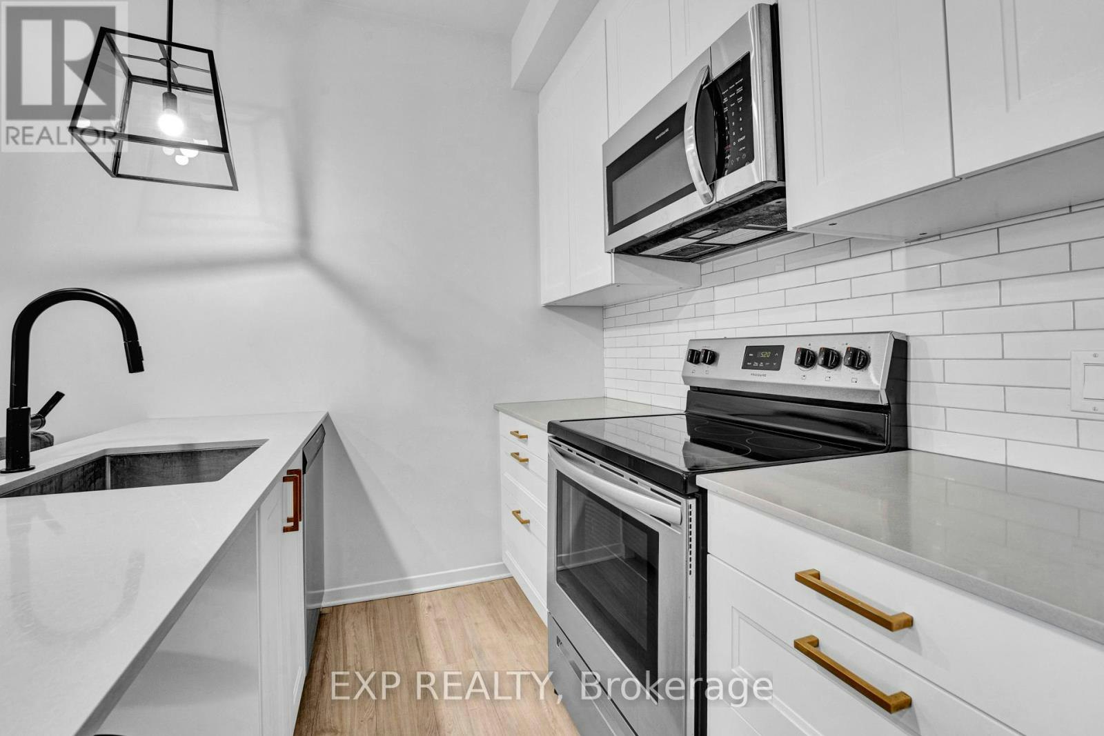 2-327 Catherine Street, Ottawa, ON, K1R 5T4 - 8